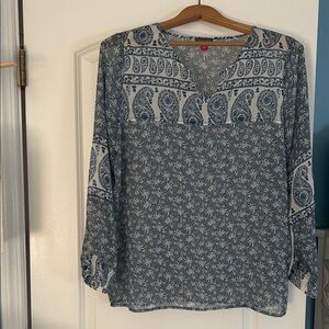 Vince Camuto Blue and White Printed Women's Top